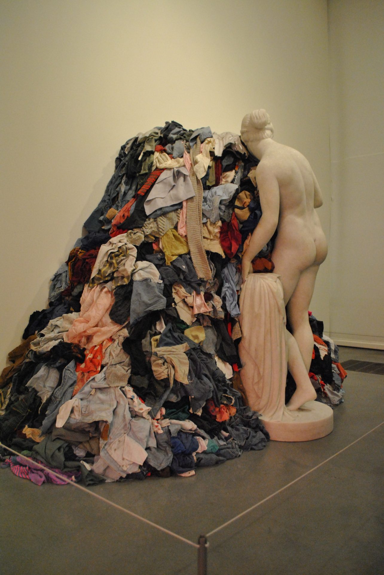 A Baratz tra arte e scarto Michelangelo Pistoletto venere stracci