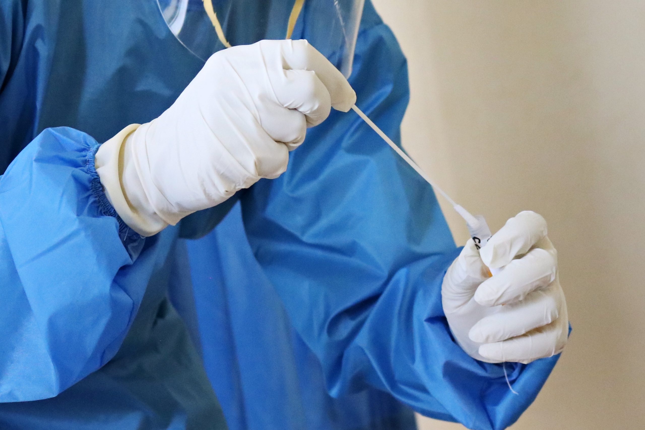 “Sardi e sicuri”: parte dall’Ogliastra la campagna di screening anti-Covid