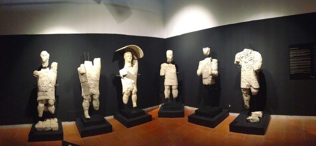 I Giganti di Mont'e Prama nel museo di Cabras
