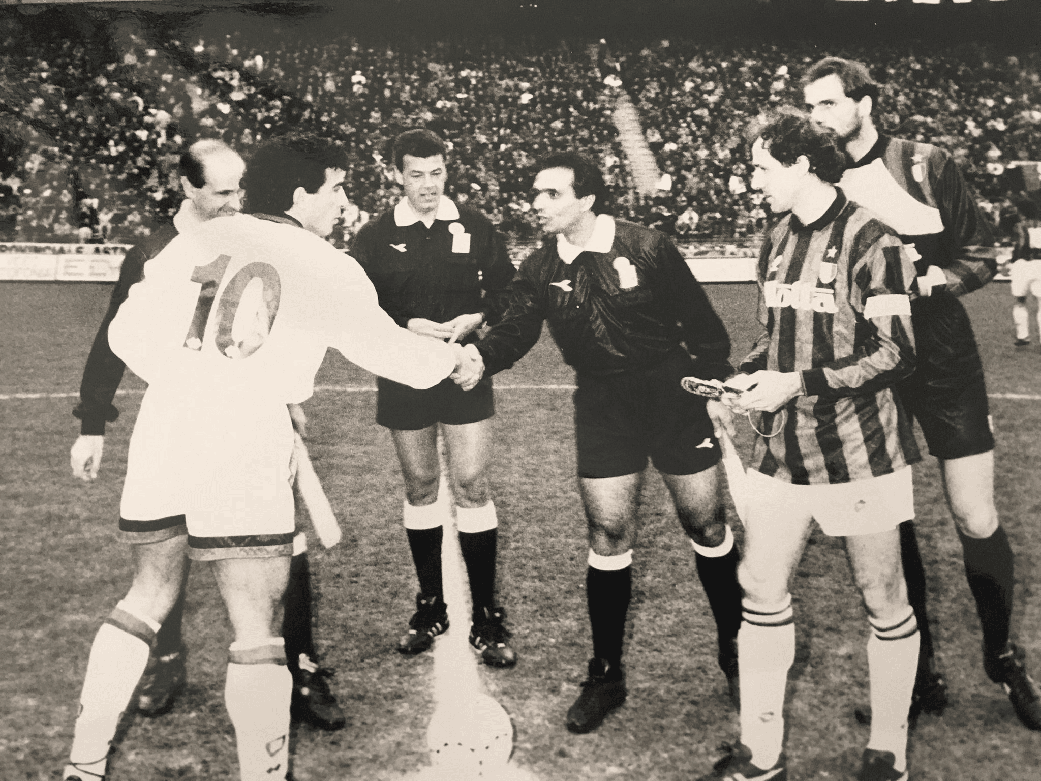 Capitani coraggiosi: Con Franco Baresi in un Milan - Cagliari della stagione 1993-1994