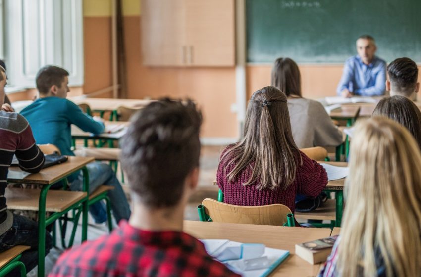 Sardegna | Rientro a scuola, screening di massa per evitare la Dad