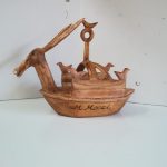 Le navicelle nuragiche salpano di nuovo, l'arte di Mario Mocci indica la rotta