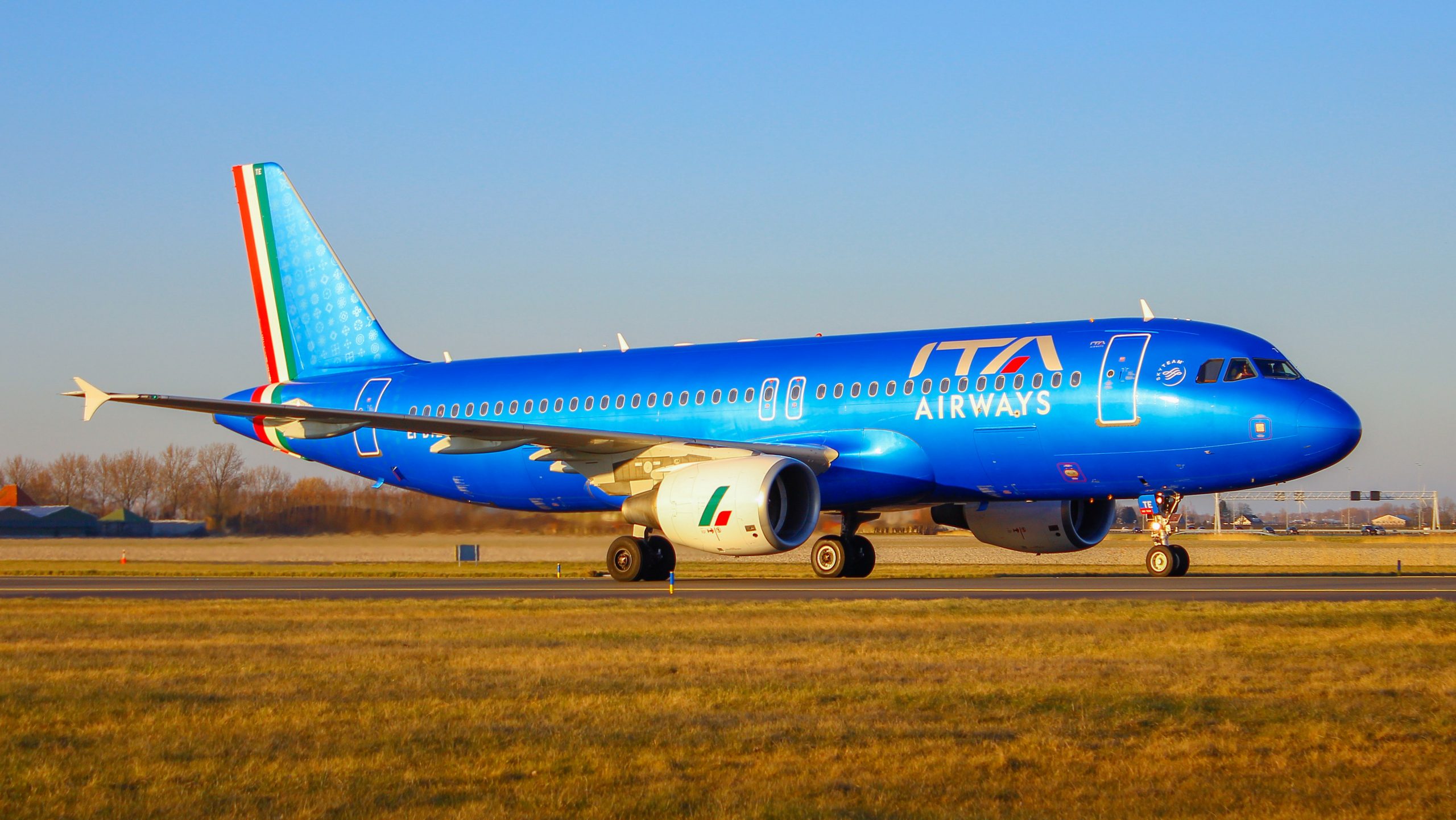 Ita Airways arriva in Sardegna con un aereo intitolato a Gigi Riva