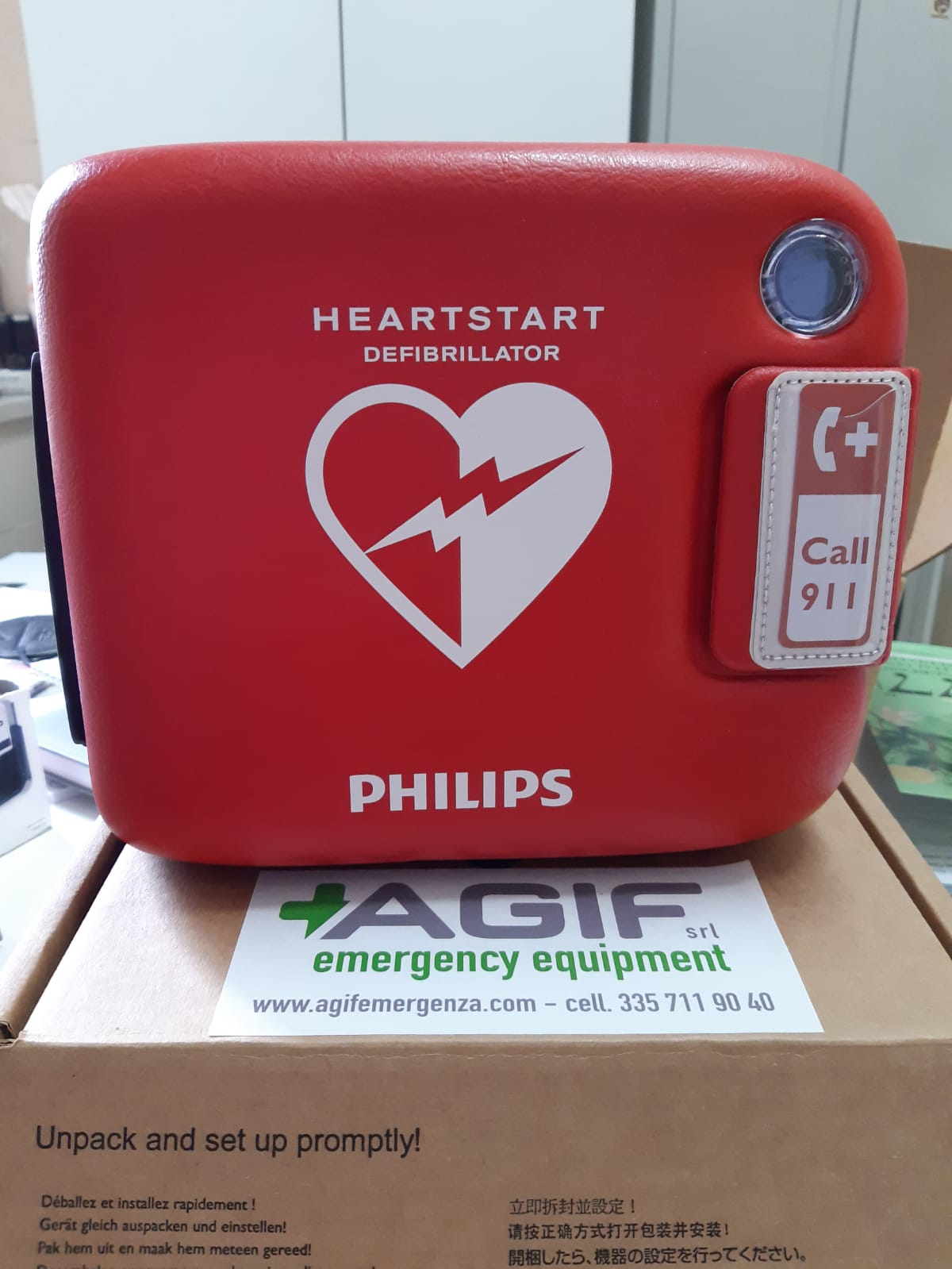 Sassari - Al Reparto di Pediatria il defibrillatore donato dal Latte Dolce Calcio