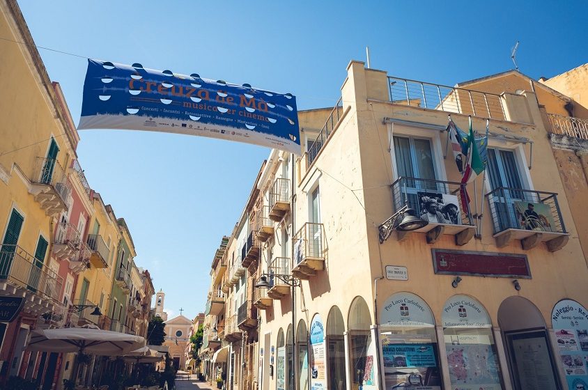 Carloforte accoglie il festival di musica e cinema “Creuza de Mà”