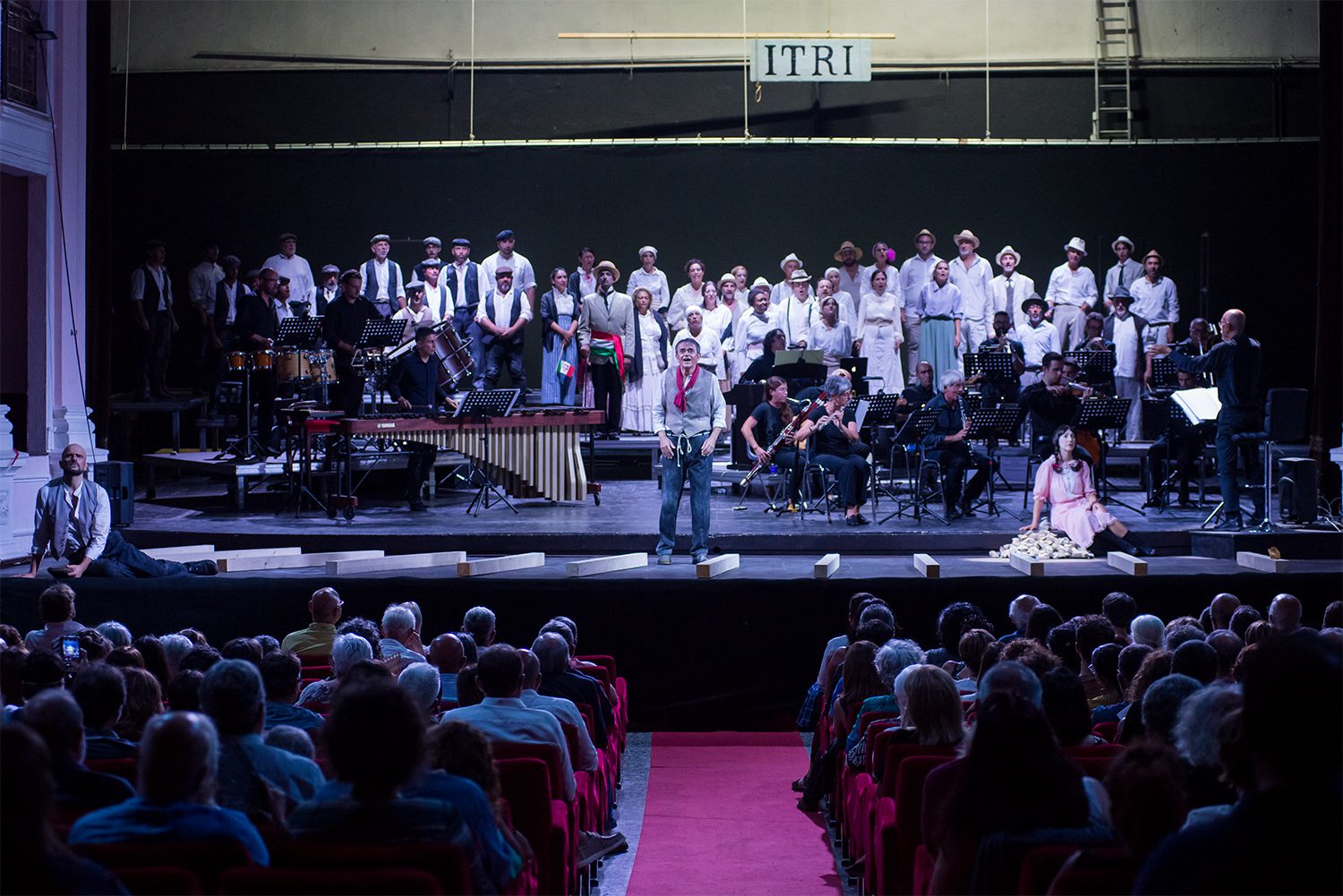 “Ora è buio, chiedete” Grande successo per la prima esecuzione assoluta dell’opera  al teatro  Verdi di Sassari oltre 12 minuti di applausi