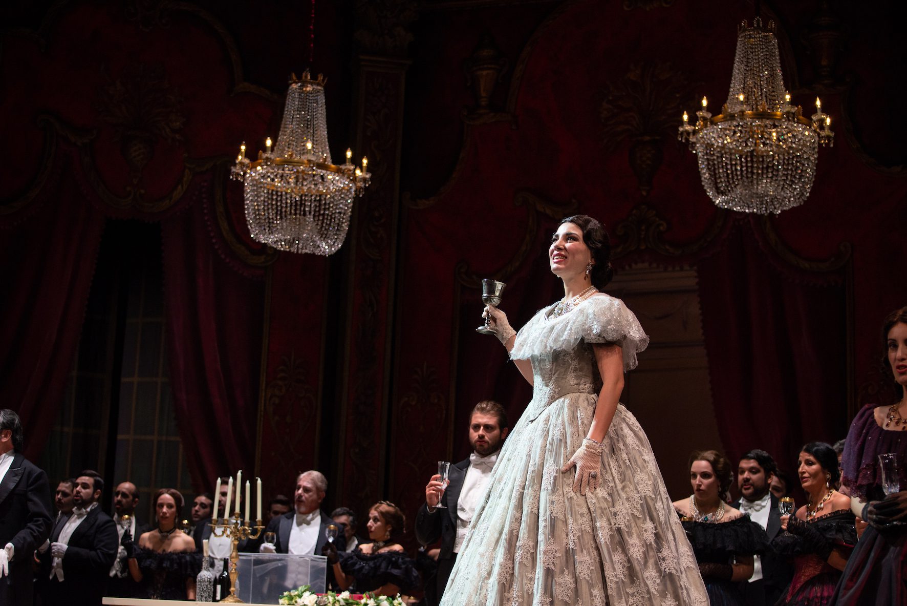 Claudia Pavone - La Traviata