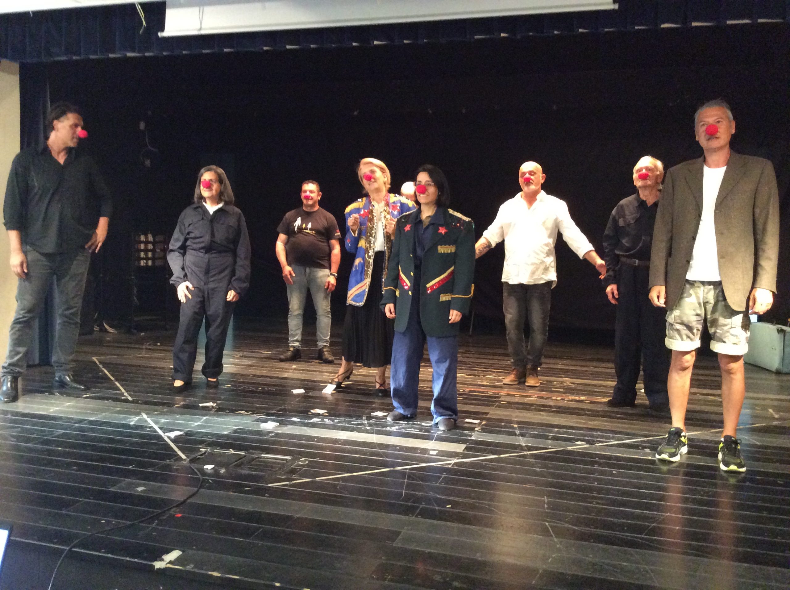 Foto di scena - Cada die teatro