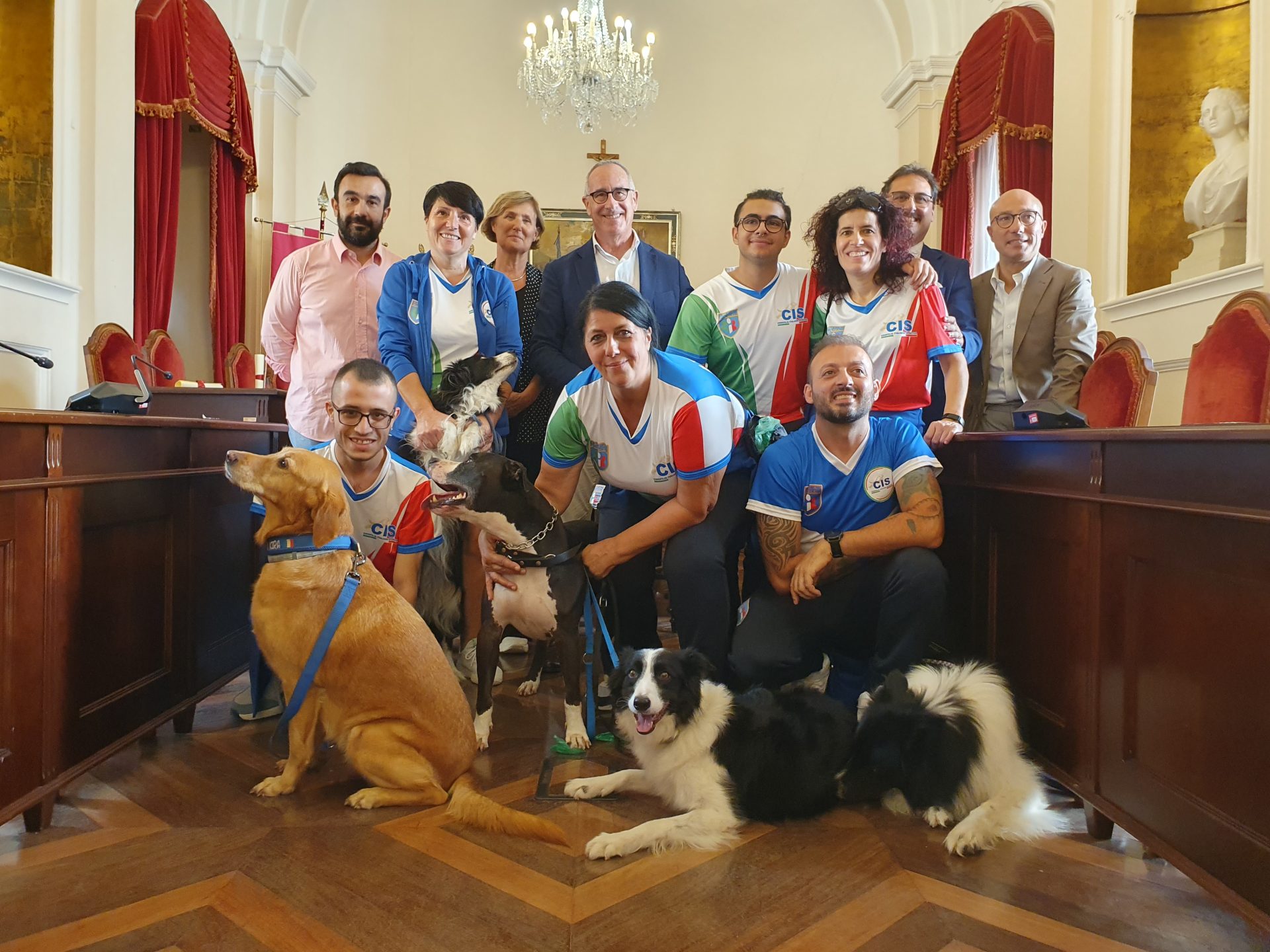 Sassari - Il sindaco Nanni Campus riceve gli atleti di Paragility