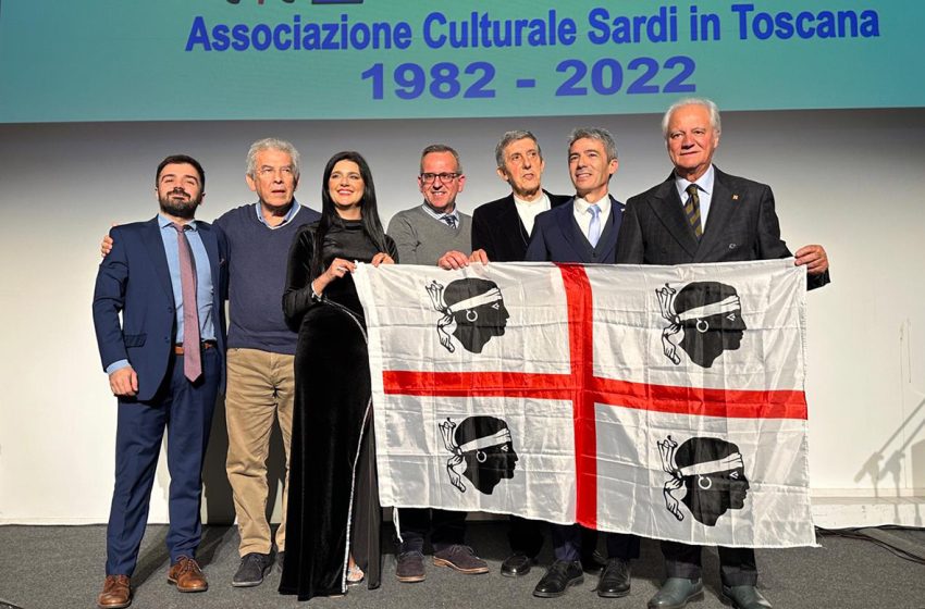 Firenze – La Fondazione Maria Carta porta Freemmos a Palazzo Vecchio
