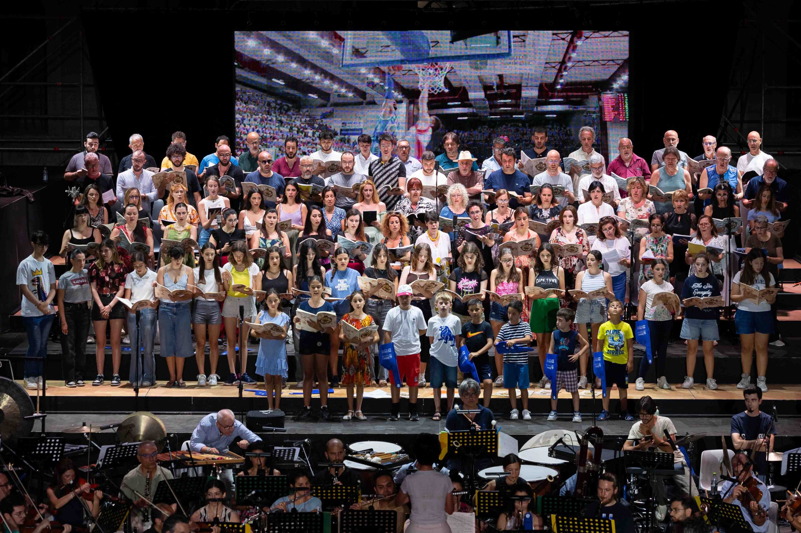 11_assieme_Piazza d'Italia_Carmina Burana_foto Elisa Casula_ (2)