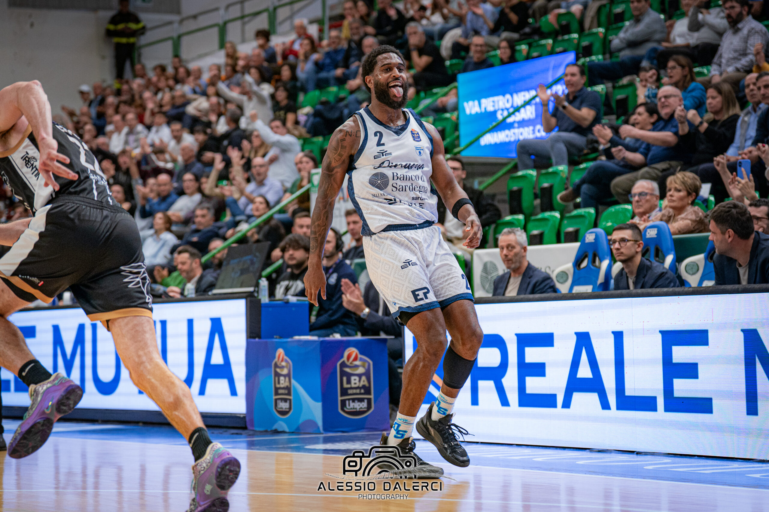 Carlos Marshall nella sfida tra Sassari e Trento