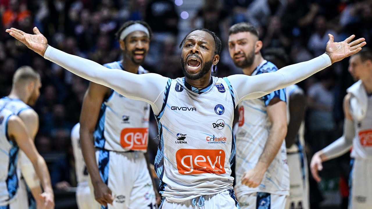 Jacob Pullen a Napoli