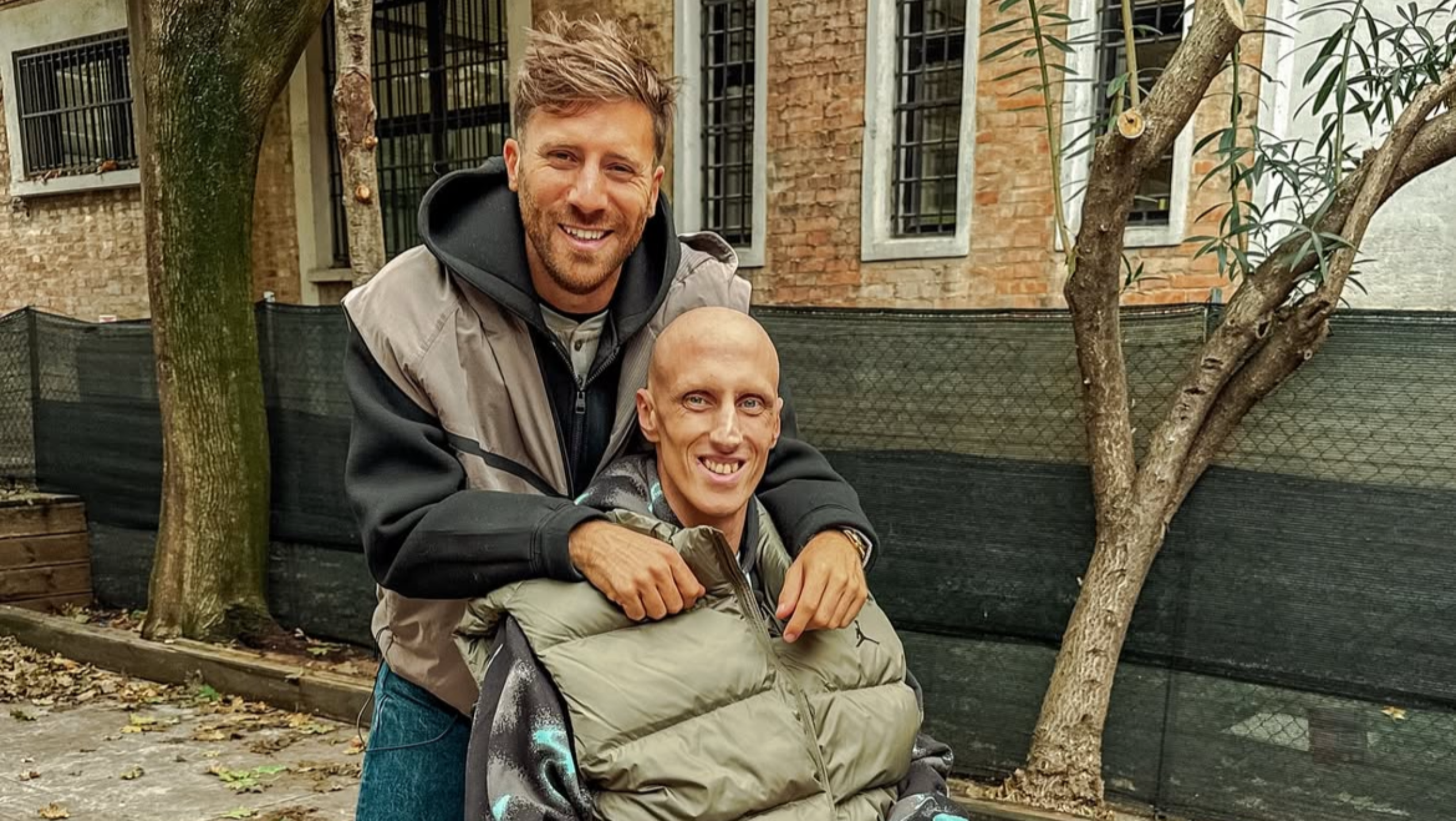 Achille Polonara e Nicolò De Devitiis nel servizio de Le Iene