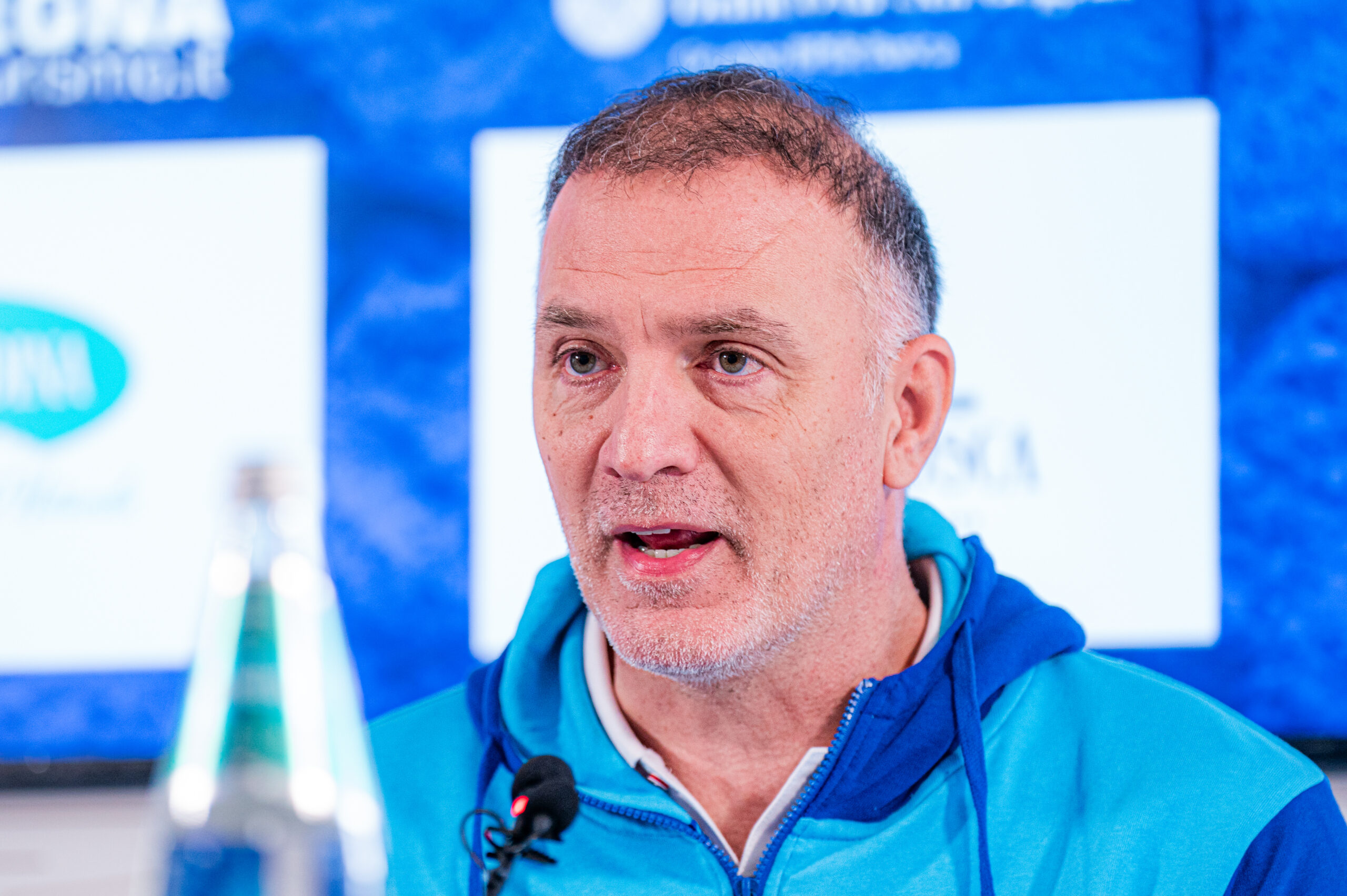 Veljko Mrsic in conferenza stampa