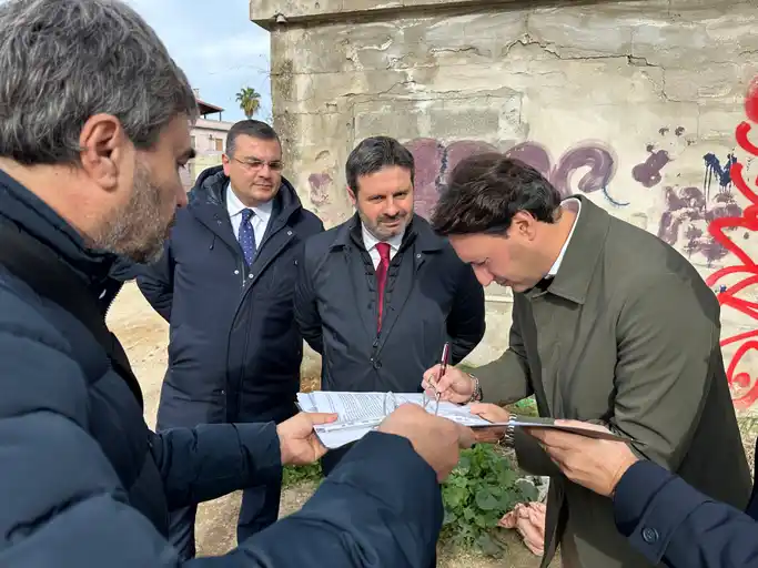 Sassari - L’ex centrale elettrica riprende vita, via ai lavori per il centro intermodale