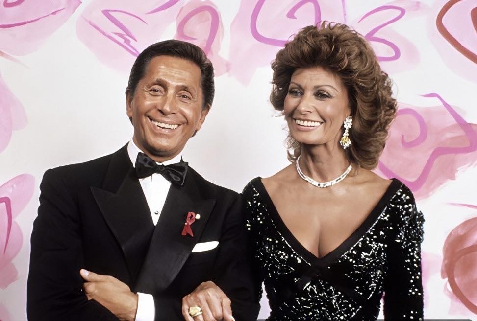 Valentino Garavani con Sofia Loren