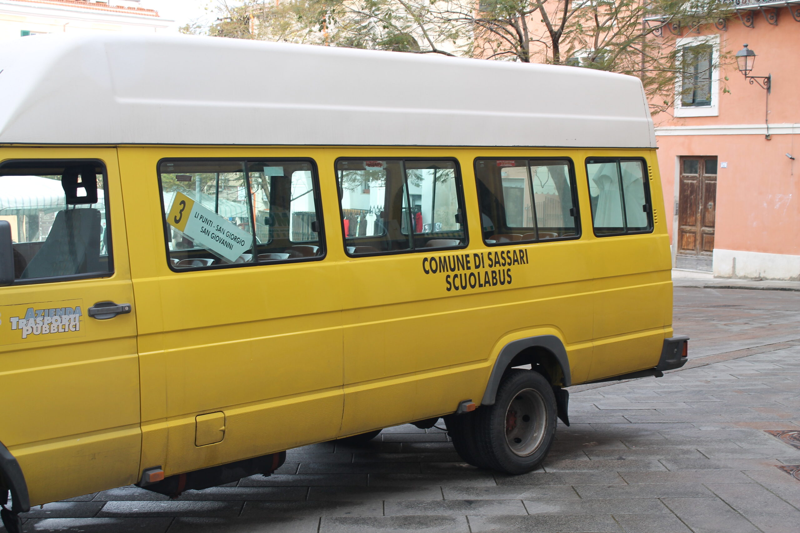 Sassari - Rinnovo trasporto scolastico- mezzi moderni, monitoraggio digitale e più formazione