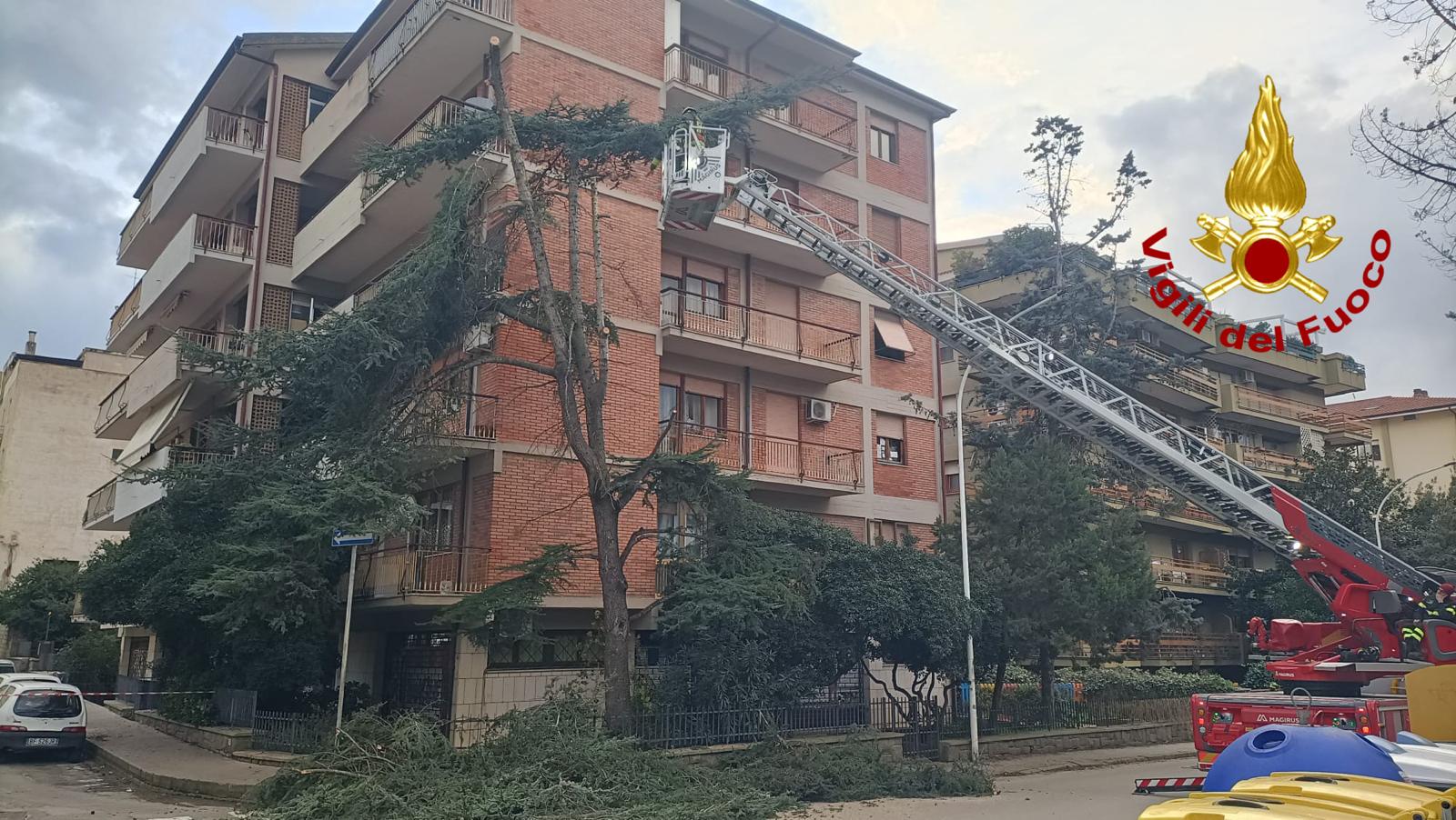 Sassari - Vento di burrasca e rischio mareggiate il Comune attiva misure straordinarie di protezione civile dal 13 al 15 febbraio 2026