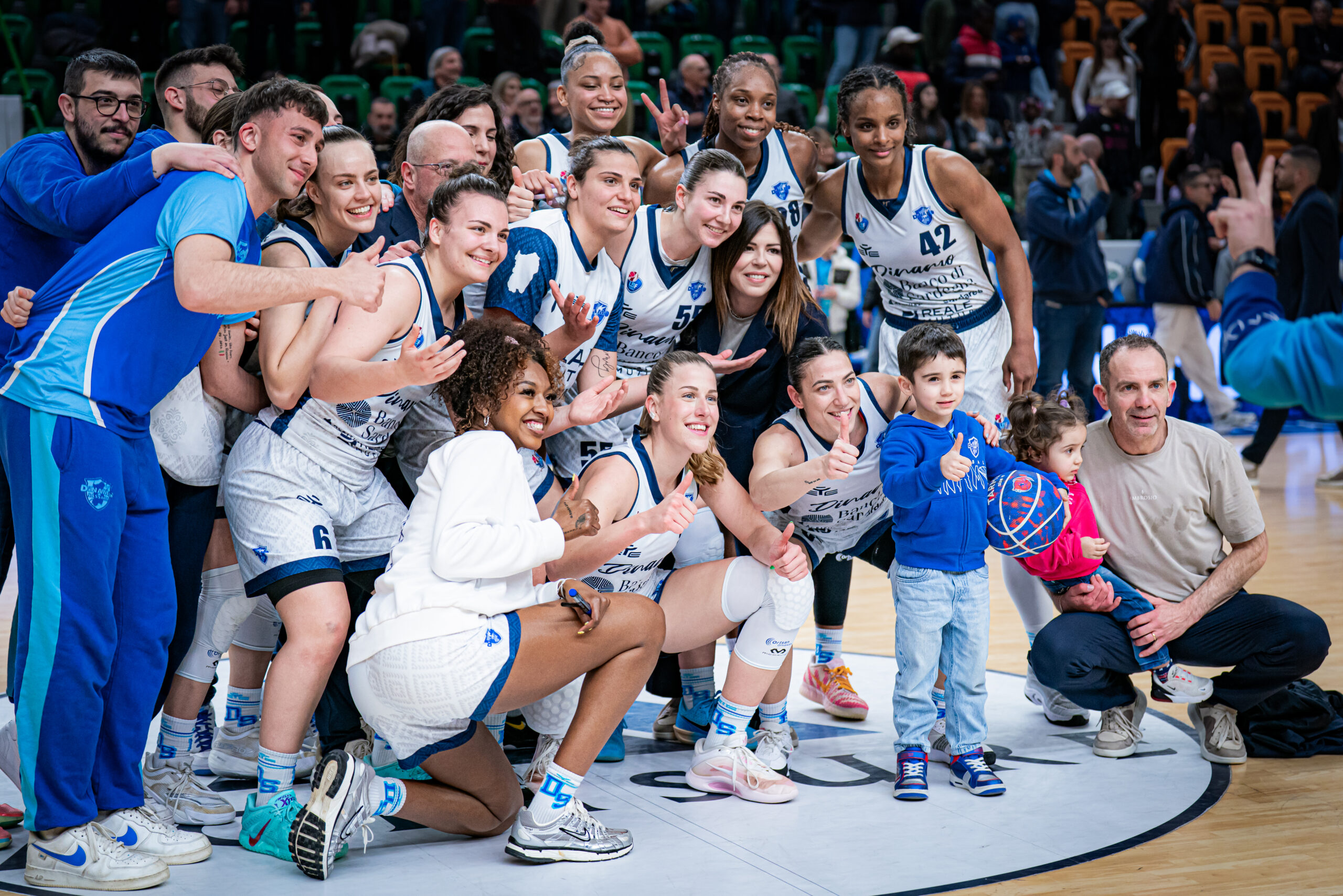 Dinamo Women festeggiano la salvezza