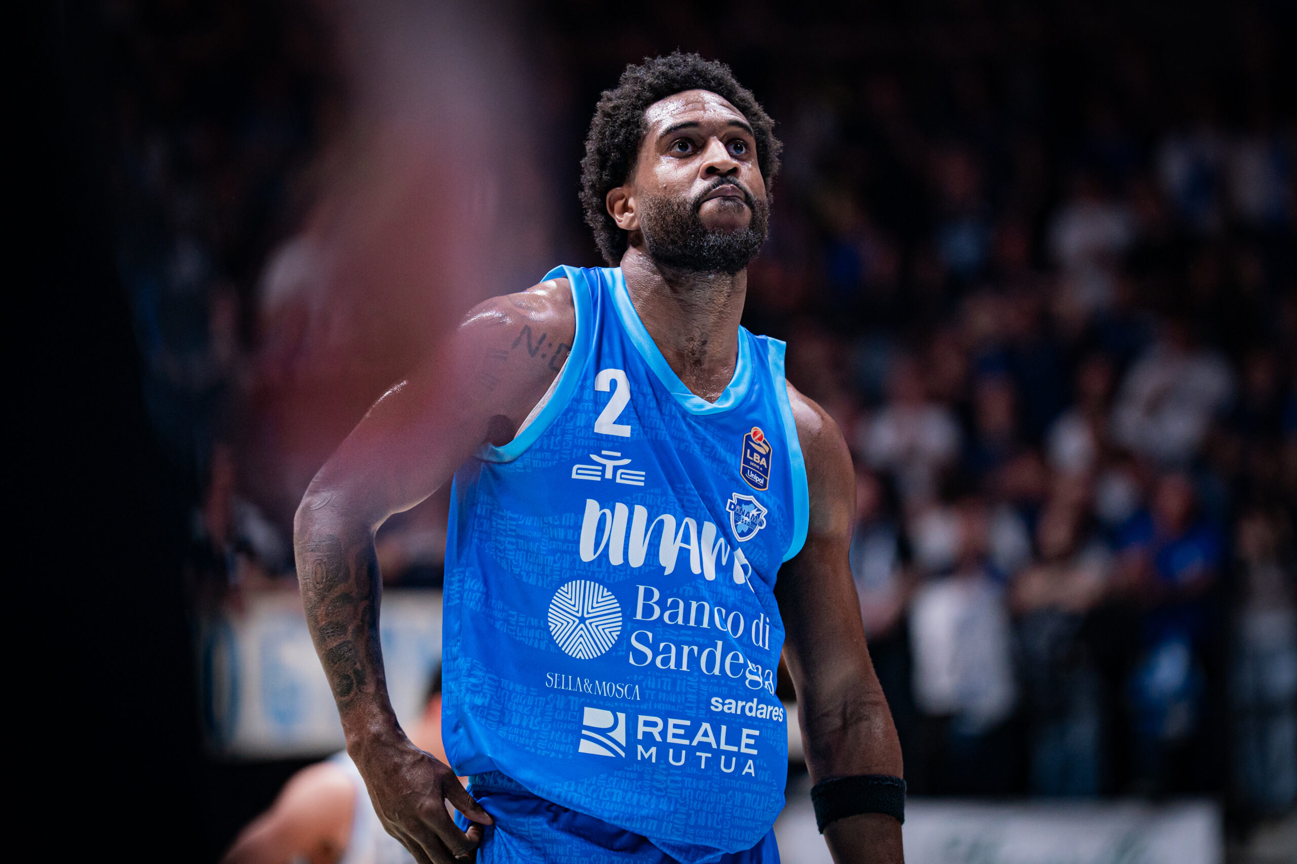 Carlos Marshall nella sfida tra Cantù e Dinamo Sassari (4/04/2026)