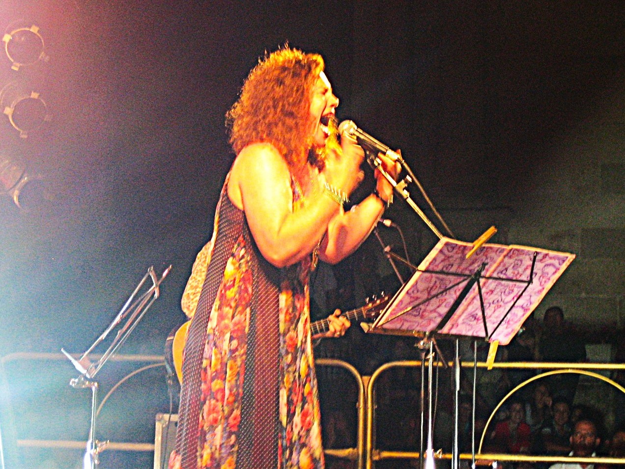 Sarah Jane Morris, piazza Santa Caterina