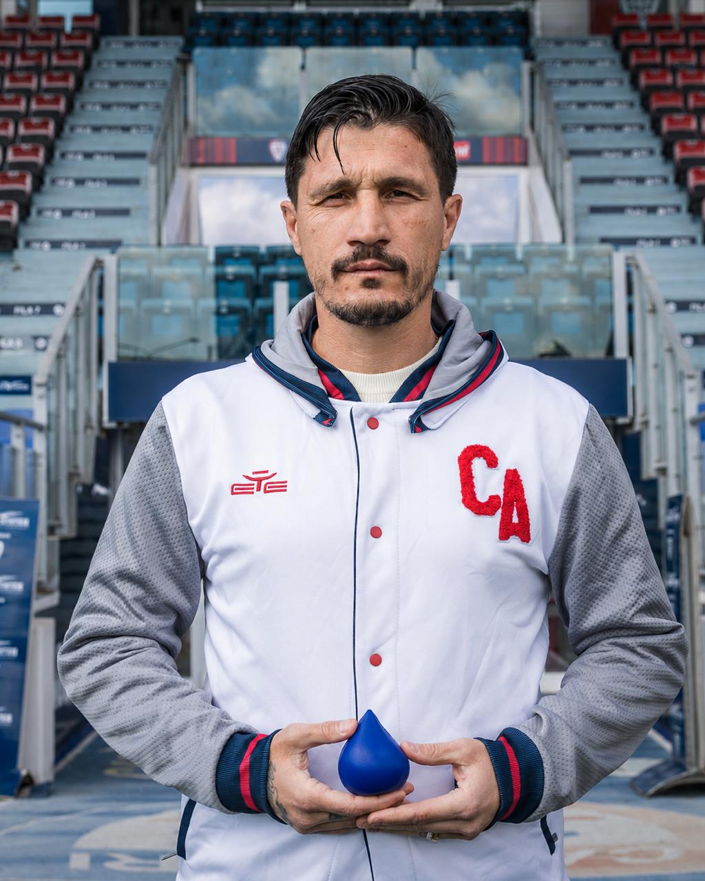 Fabio Pisacane, allenatore del Cagliari. Donazioni del sangue in Sardegna. L'appello del Cagliari Calcio