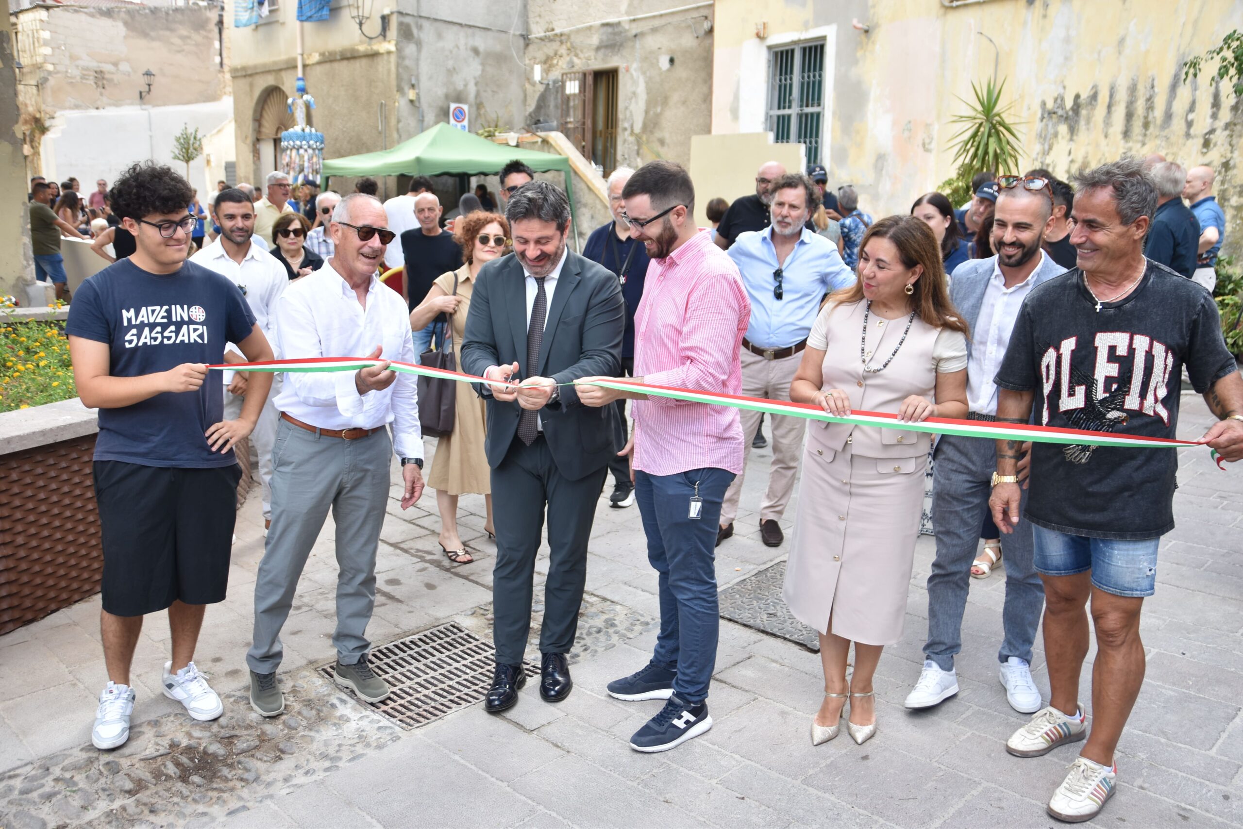 L'inaugurazione di piazza San Donato 1